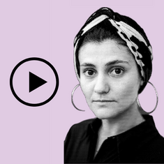 Portraitfoto der Autorin Luna Ali mit Play-Button daneben - Link zum Video